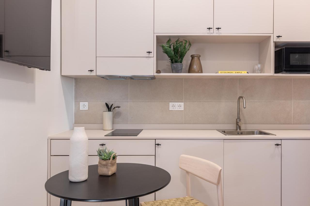 Apartamentos Libere Malaga La Merced エクステリア 写真