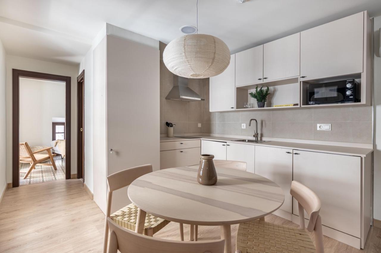 Apartamentos Libere Malaga La Merced エクステリア 写真