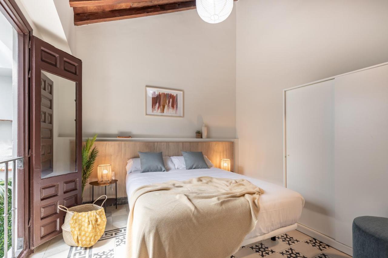 Apartamentos Libere Malaga La Merced エクステリア 写真