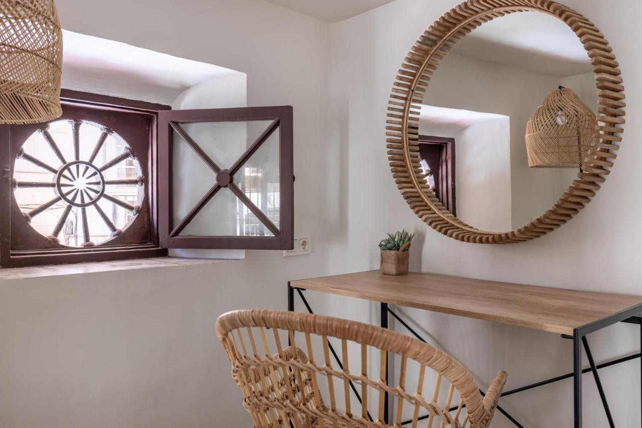 Apartamentos Libere Malaga La Merced エクステリア 写真